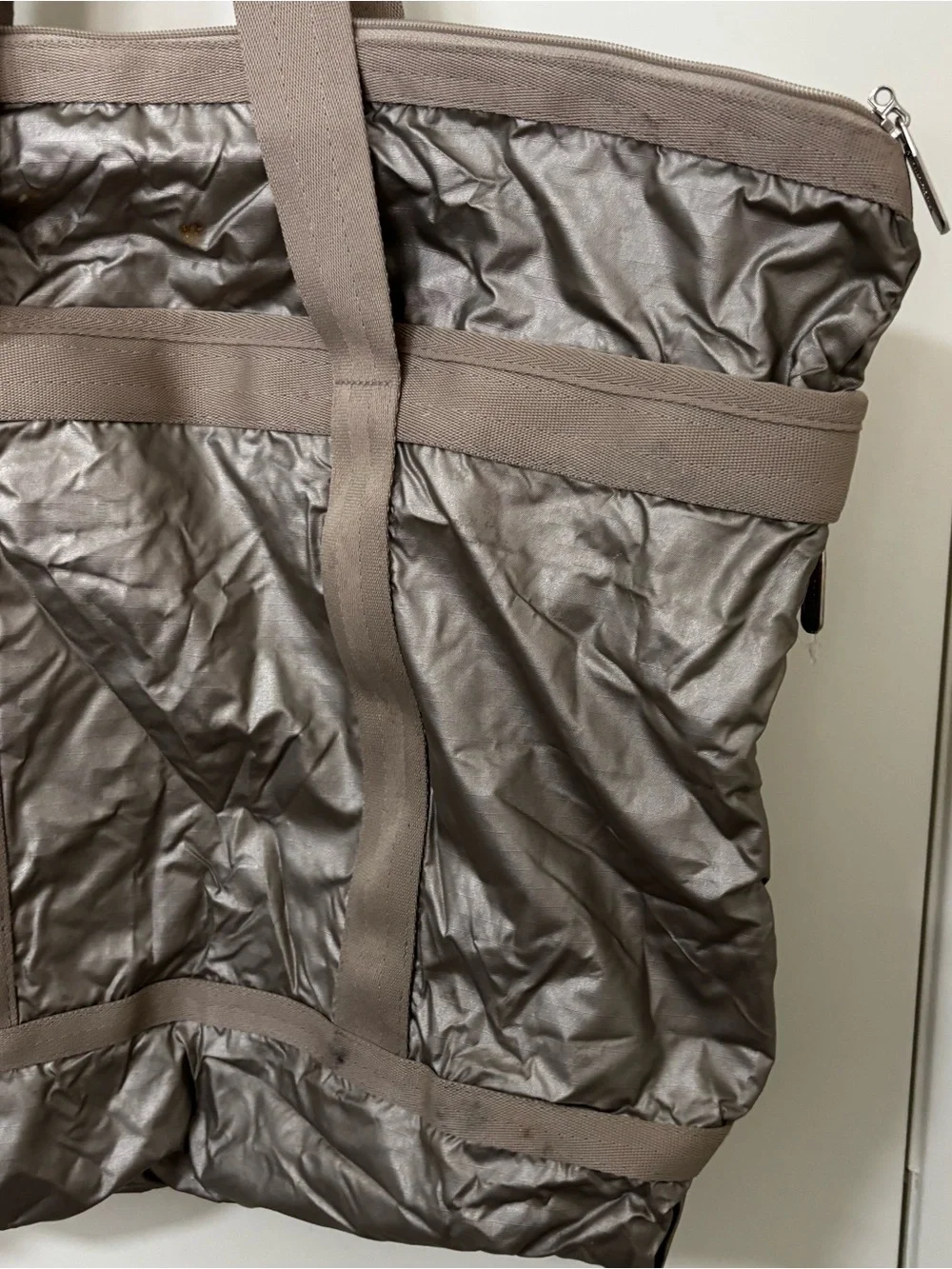 Lesportsac Pearl Lightning Shimmer Tote in Pearl